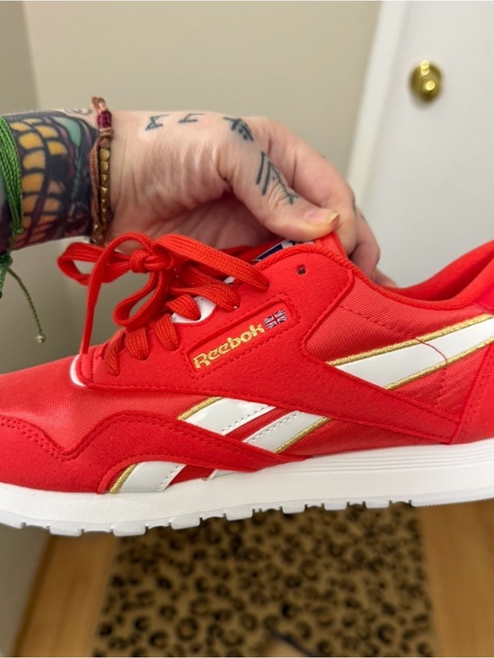 Reebok Shoes - **NEW IN BOX** Reebok Women’s Classic Nylon “Collage of Flags” in Radiant Red